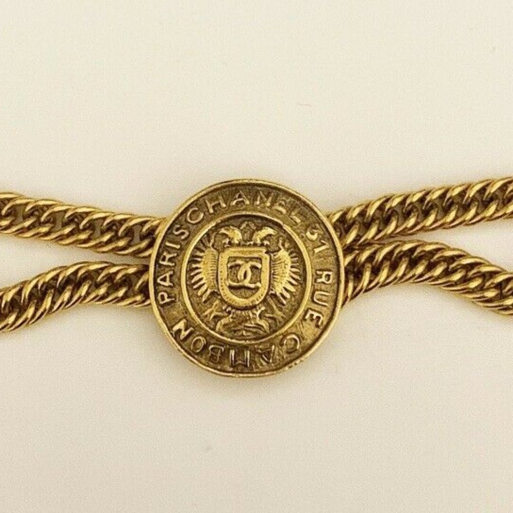 Authentic CHANEL Necklace - Picture 5 of 6